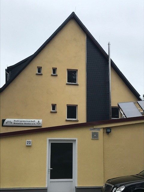 Professionelle Schieferdeckung an einem Altbau in Berlin – Dachdeckerei Pohlmann Köpenick